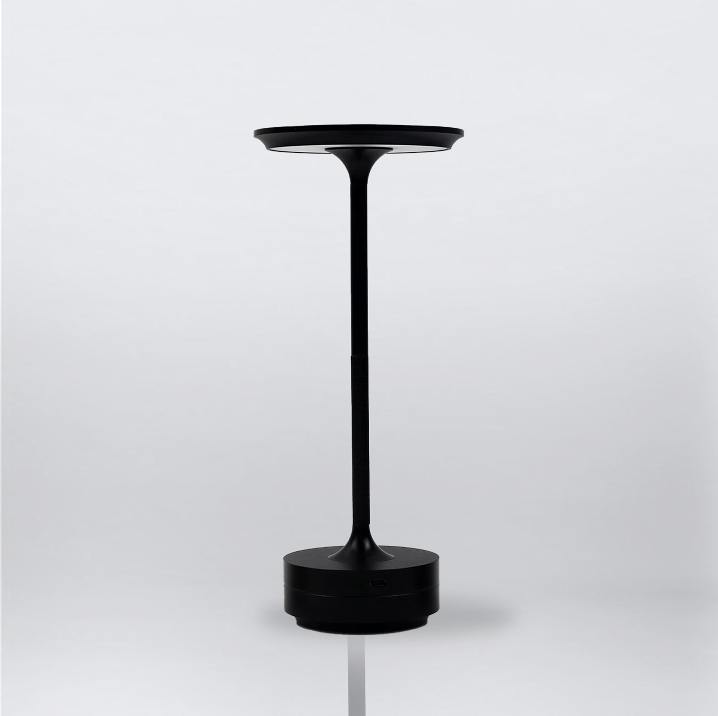 Wireless I-shaped LED lamp